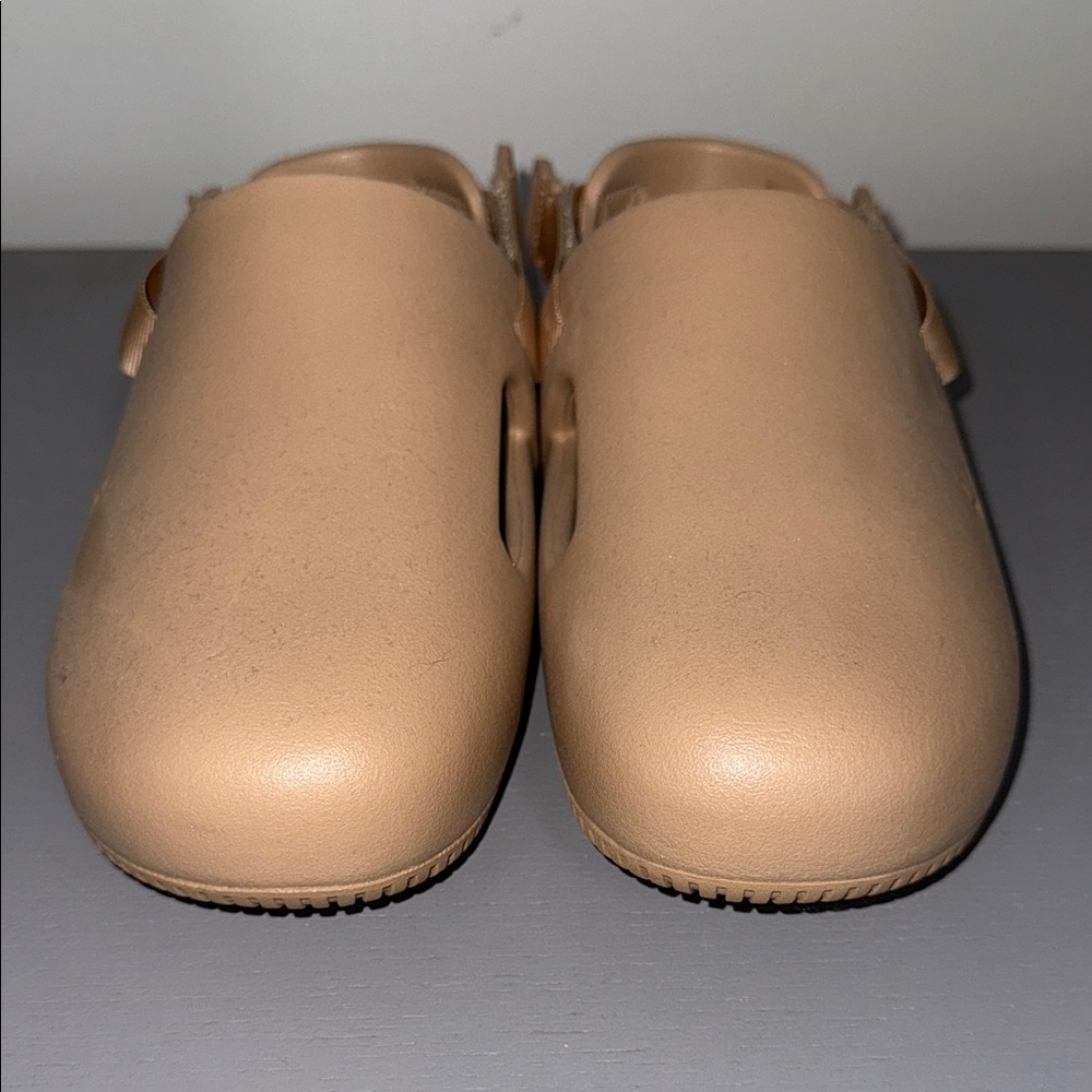 Nike Men's Tan Mules